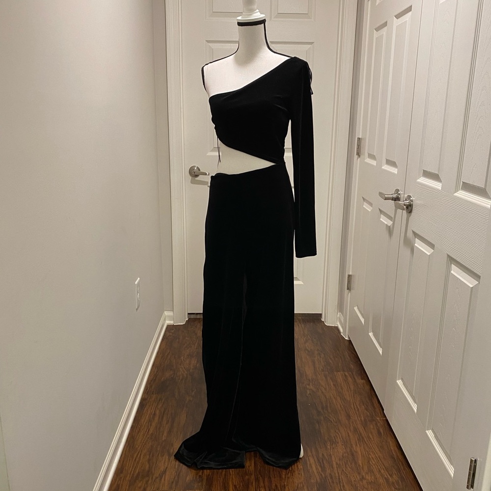 Jumpsuit with high splits up the legs beautiful size L